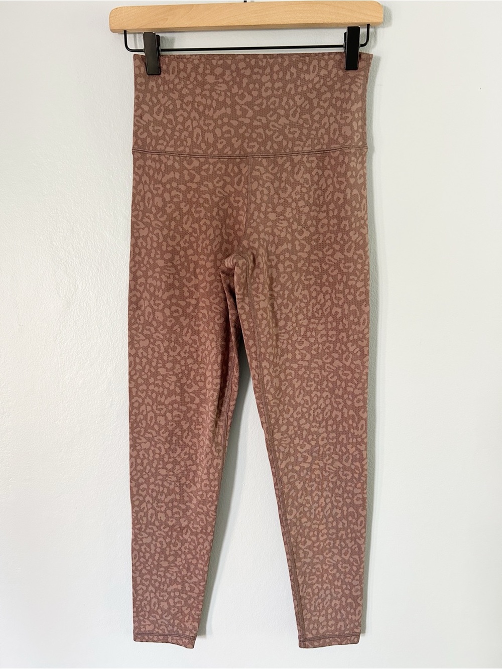 Aerie • offline High-Waist Leopard Print Leggings